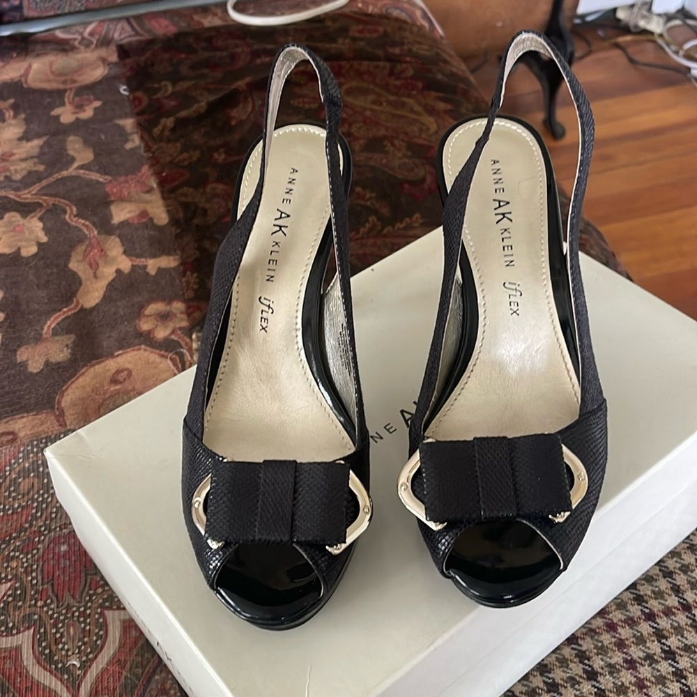 Anne AK Klein iflex Slingback Heels